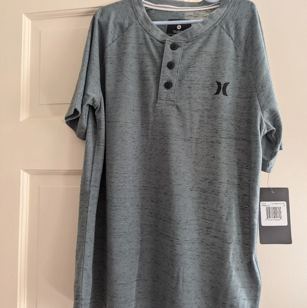 NWT Hurley Short Sleeve Henley Tee